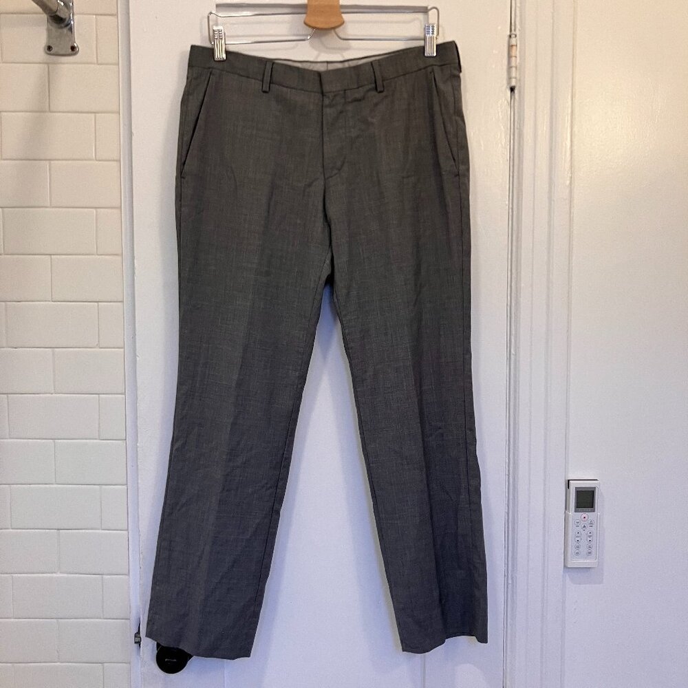Hugo Boss Gray Dress Pants - 32 x 30
